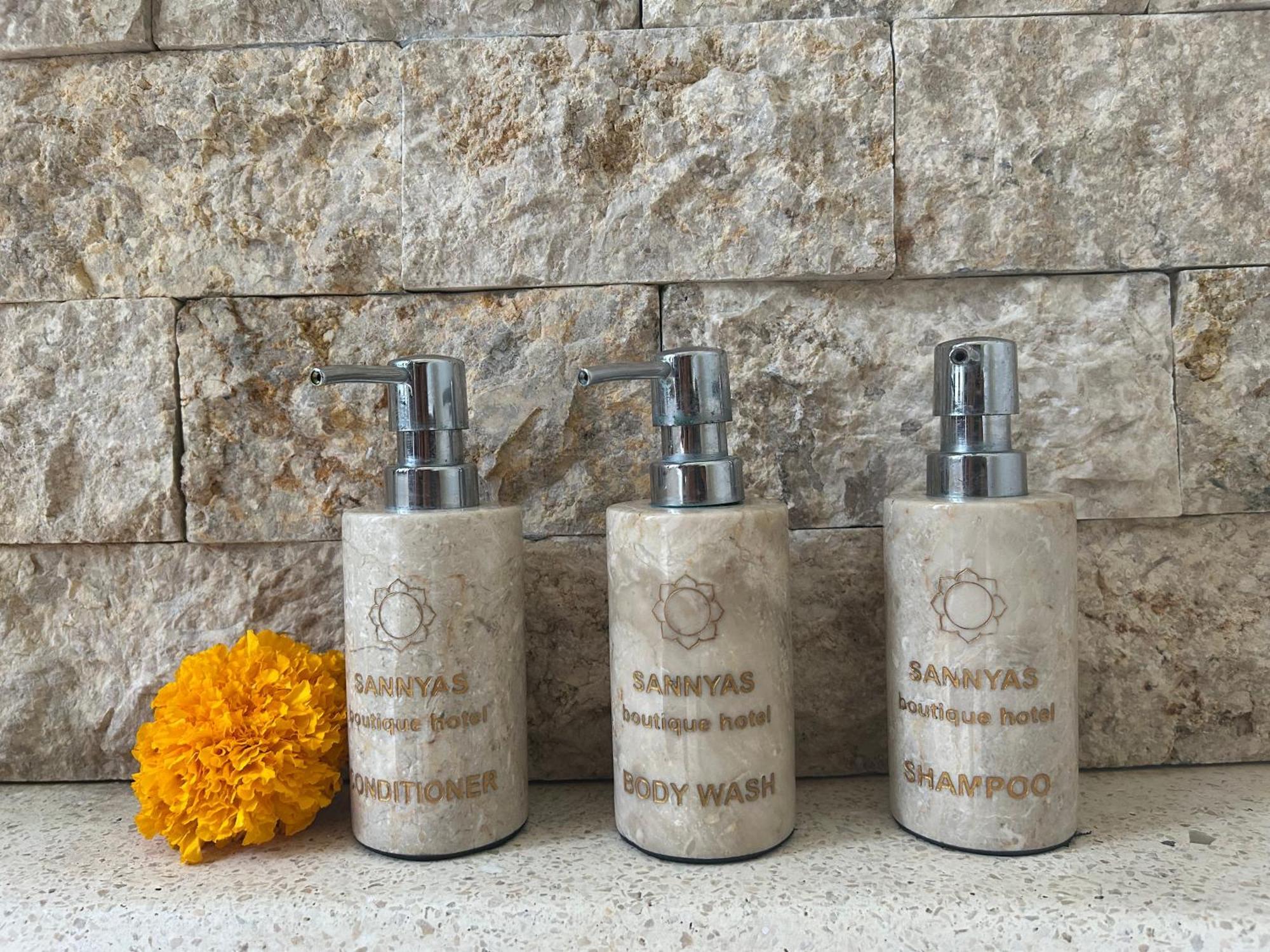Sannyas Boutique Hotel Uluwatu Eksteriør bilde